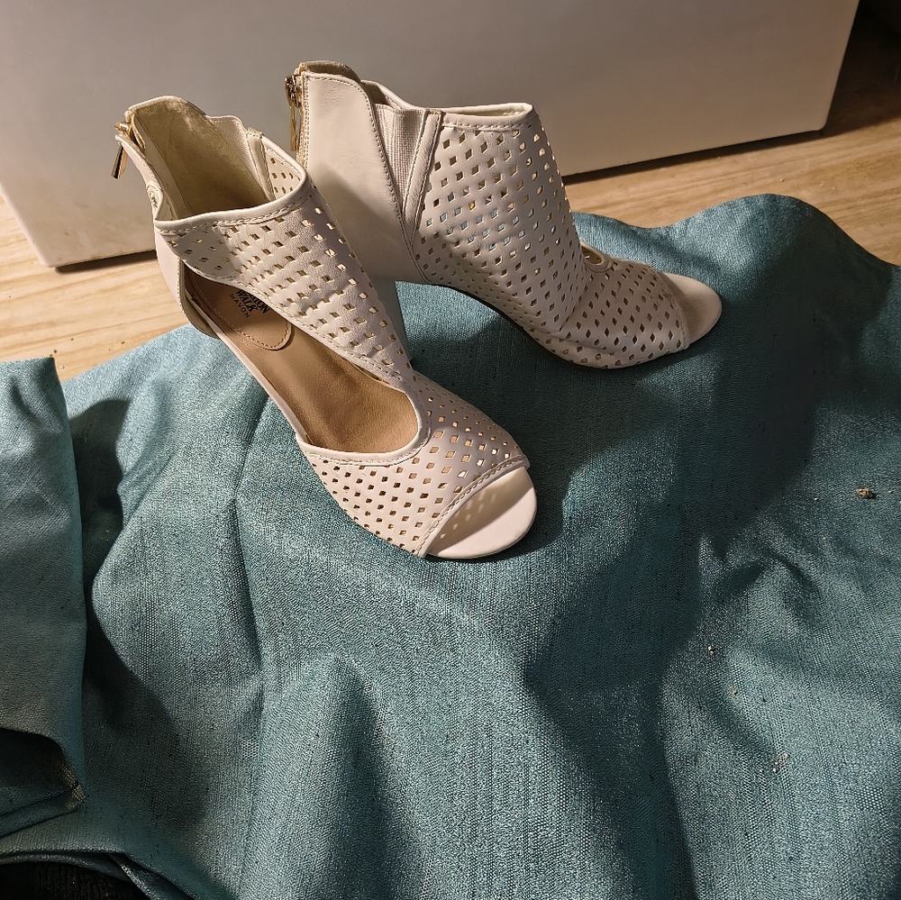 Avon White Peep Toe Heels